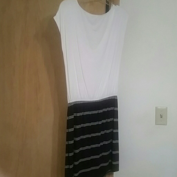 Michael Stars Dress (M) - Picture 2 of 5